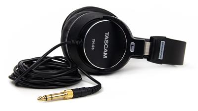 AURICULARES TASCAM TH-06 BASS XL MONITOREO PROFESIONALES